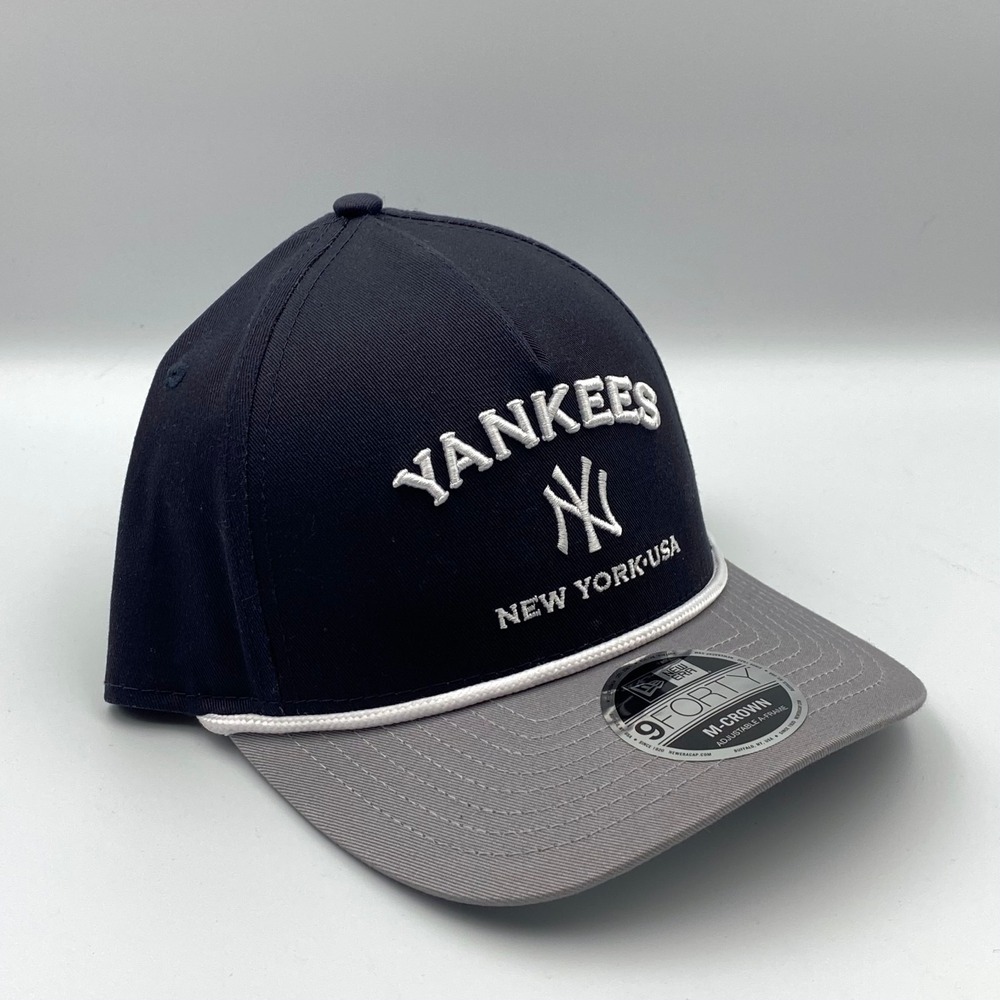 New Era New York Yankees MLB Navy 9Forty M-Crown Snapback Adjustable Hat Cap NWT